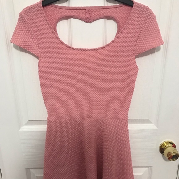 Dresses & Skirts - Baby pink mini dress